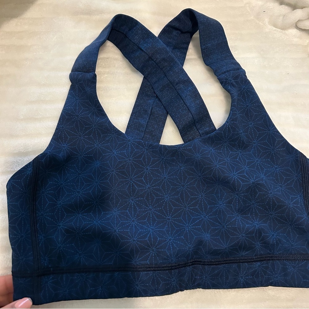 Lululemon cross back bra